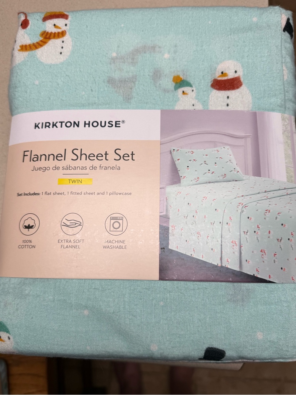 Twin Flannel Sheet Set in Light Aqua Snowman Print - Picture 2 of 2
